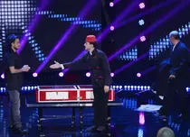 Şerban Copoţ, „tăiat” în două într-un număr de magie la „iUmor”