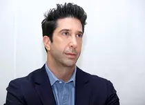 David Schwimmer are serial nou, la AMC: „Feed the Beast”