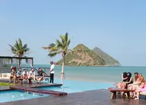 Cinci cupluri își vor testa relația la „Temptation Island – Insula iubirii”