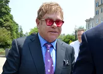 Cântăreţul Elton John va juca în „Kingsman 2”