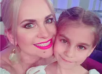 Ce au în comun prezentatoarele de la „Mireasă pentru fiul meu”