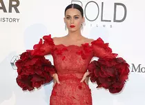 Katy Perry are cel mai urmărit cont pe Twitter