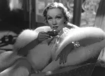 În această vară, TVR 2 programează o serie de filme cu Marlene Dietrich