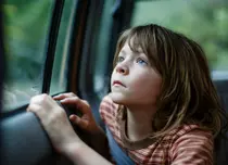 „Pete şi dragonul”, o poveste fantastică despre o prietenie simplă