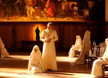 Serialul „The Young Pope”, cu Jude Law în rol principal, va intra în grila HBO