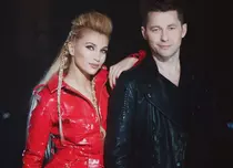 Akcent şi Lora au lansat videoclipul „Lasă-mă aşa”