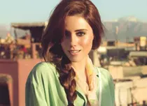 FOTO. Cansu Dere joacă într-un nou serial, „Anne”