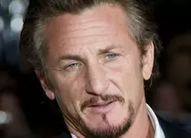 FOTO. Sean Penn s-a cuplat cu fiica de 24 de ani a lui Vincent D’Onofrio