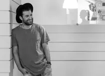 VIDEO. Smiley a lansat videoclipul piesei „Îndrăgostit (deși n-am vrut)”