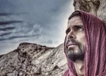 Îl recunoaşteţi? Julian Gil îl interpretează pe Iisus Hristos