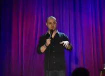 În această seară, Comedy Central difuzează ultimul episod din „Comedy Club”