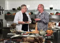 Toni Grecu, invitatul lui Mircea Dinescu la „Politică şi delicateţuri”