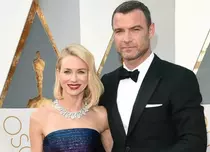 Cum se simte Naomi Watts după despărţirea de Liev Schreiber?