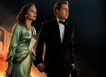 A apărut posterul filmului „Aliatul”, cu Brad Pitt și Marion Cotillard