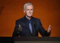 Regizorul James Cameron face un serial documentar pentru AMC