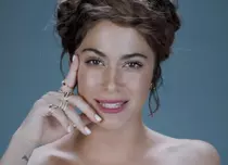Ce mai face Martina Stoessel? Școlărița timidă a dispărut cu totul