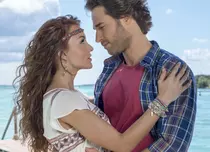 PREMIERĂ. Telenovela “De trei ori Ana”, cu Angelique Boyer și Sebastian Rulli, începe astăzi