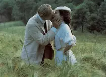 Filmul de artă la TVR 2: „Camera cu vedere”, cu Helena Bonham Carter, în seara asta la tv