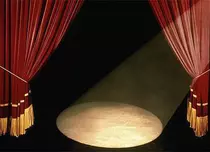 Le Château lansează Teatru la Castel. Magda Catone își face debutul în calitate de regizor cu piesa “Neveste de fotbaliști”