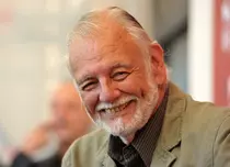 A murit legendarul producător de filme horror, George A. Romero