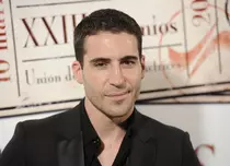 Cum e viaţa după „Velvet”: Miguel Angel Silvestre a primit un rol în „Narcos”