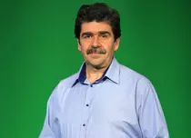 INTERVIU. Despre greșeli de limbă și despre cărți, cu Radu Paraschivescu