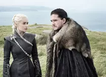 Actrița Emilia Clarke, Daenerys Targaryen din „Urzeala tonurilor”, și-a luat adio de la serial