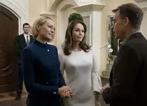 „House of Cards”: Diane Lane și Greg Kinnear vor interpreta rolurile fraților Annette și Bill Shepherd