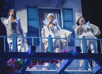 Cornel Ilie abia așteaptă reîntâlnirea cu personajul din „MAMMA MIA” și cu pantofii „fermecați”