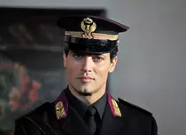 De mâine, 15 septembrie, Gabriel Garko se întoarce la TVR 2 în serialul italian „Păcatul și rușinea”