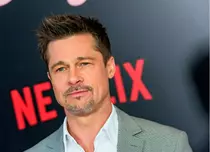Actorul Brad Pitt se va recăsători, spun prietenii acestuia, dar nu cu o celebritate