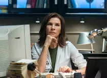 La 10 ani după „Spitalul de urgenţă”, Julianna Margulies îmbracă iarăși halatul de medic pentru Nat Geo