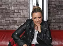 Mădălina Petre alias Veverița „e bine cu echipa PRO FM”