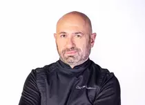 Chef Cătălin Scărlătescu, despre inspirația sa din bucătărie: „Ea m-a învățat tot ceea ce știu astăzi”