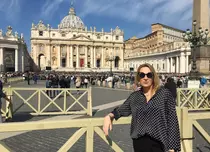 Românul, care ia prânzul cu Papa Francisc la Vatican, apare în documentarul Irinei Păcurariu, la TVR 1