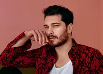 Çağatay Ulusoy e cu gândul la fosta iubită? Ce mai face actorul