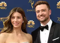 FOTO. Justin Timberlake a înșelat-o pe Jessica Biel? Artistul a fost surprins cu o altă femeie!