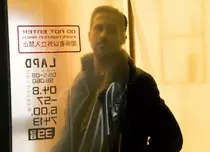 Filme la TV azi, 24 aprilie: „Vânătorul de recompense 2049”, „Bohemian Rhapsody”, „Tată fără număr”, „Cavalerul verde”