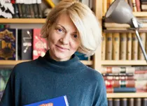 Dana Nălbaru și Editura Nemi lansează cartea „Șapte povești de noapte bună”, la Opera Comică pentru Copii