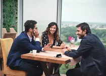 GALERIE FOTO. „Urma”, cu Dragoș Bucur și Mădălina Ghenea, intră din 6 martie în cinematografe