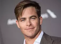 Chris Pine debutează în regie, dar are și alte proiecte speciale