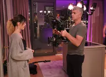 Özcan Deniz face pe regizorul în carantină. Ce filmează actorul