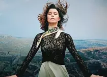 Serialul „The Gift”, cu Beren Saat în rolul principal, va avea și sezonul doi. Când va fi lansat