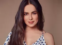 Danna Garcia e încă în pericol din cauza coronavirusului. Actrița a luat o decizie radicală