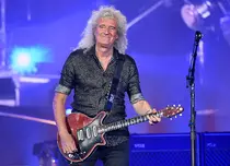 Brian May, chitaristul Trupei Queen, a suferit un infarct
