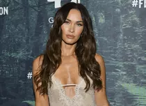 Megan Fox nu se mai ascunde! A postat prima fotografie alături de noul iubit