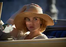 Netflix lansează primele poze din noua versiune „Rebecca”. Când e programată premiera