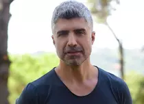 Özcan Deniz, plătit cu o sumă record pentru următorul lui serial. Cine îi va fi parteneră