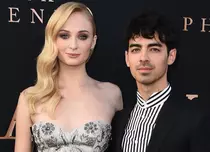 Joe Jonas și Sophie Turner au aniversat 3 ani de la logodnă