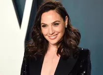 Gal Gadot ar putea fi eroina unei noi francize